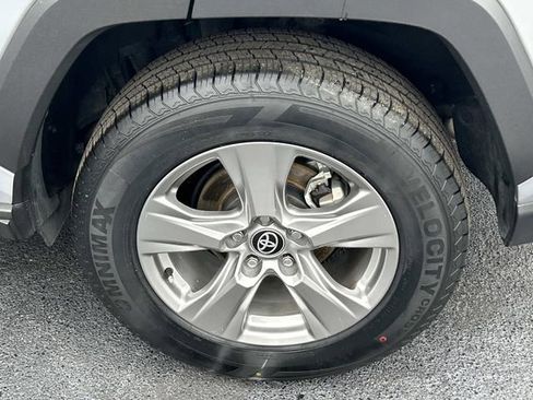 Used 2025 Toyota RAV4 XLE AWD/4WD image 13