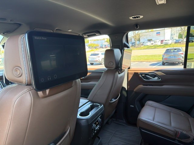 Used 2024 Chevrolet Tahoe High Country w/ Advanced Technology Package AWD/4WD image 4