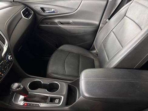 Used 2021 Chevrolet Equinox Premier FWD image 19