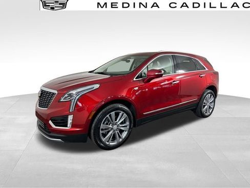 Used 2025 Cadillac XT5 Premium Luxury AWD/4WD image 1
