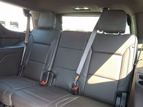 Used 2022 GMC Yukon Denali w/ Max Trailering Package image 9