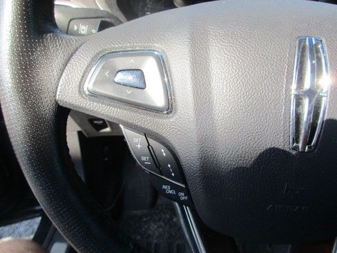 Used 2013 Lincoln MKZ FWD image 20