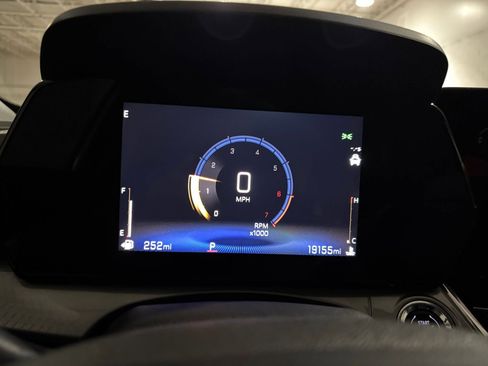 Used 2025 Chevrolet Trax LT FWD image 39