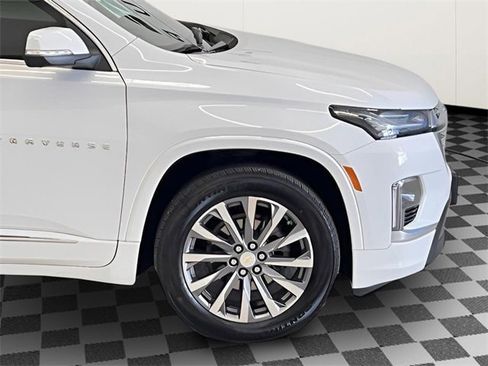 Used 2023 Chevrolet Traverse Premier w/ LPO, Floor Liner Package image 5
