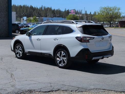 Used 2022 Subaru Outback Touring XT AWD/4WD image 16