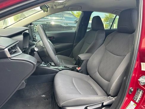 Used 2022 Toyota Corolla LE FWD image 14