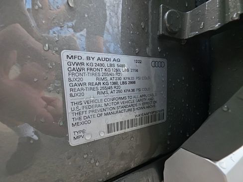 Used 2023 Audi Q5 2.0T Premium Plus w/ Premium Plus Package image 29