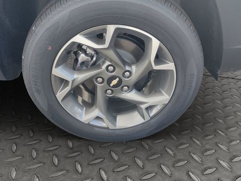 New 2025 Chevrolet Trax LT w/ Driver Confidence Package image 23