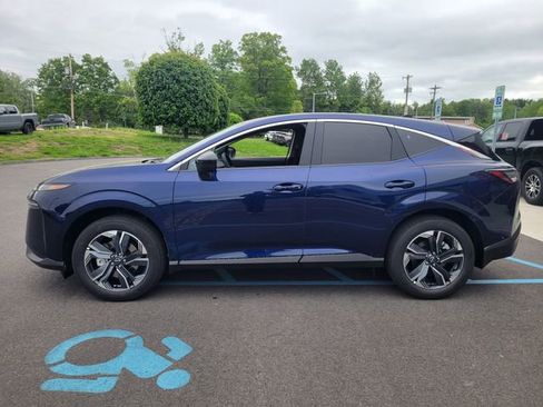 New 2025 Nissan Murano SV image 8