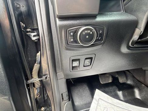 Used 2015 Ford F150 XLT w/ Equipment Group 301A Mid AWD/4WD image 11