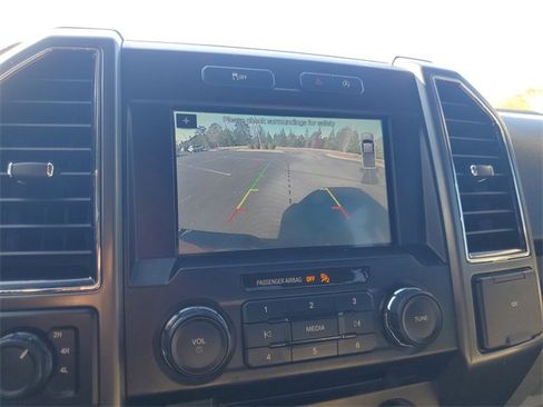 Used 2018 Ford F150 XLT w/ Equipment Group 302A Luxury image 21