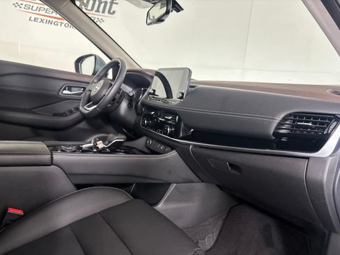 Used 2023 Nissan Rogue SL w/ SL Premium Package AWD/4WD image 35