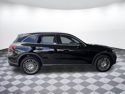 Certified 2026 Mercedes-Benz GLC 300 image 8