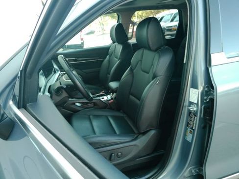 Used 2025 Kia Telluride S AWD/4WD image 5