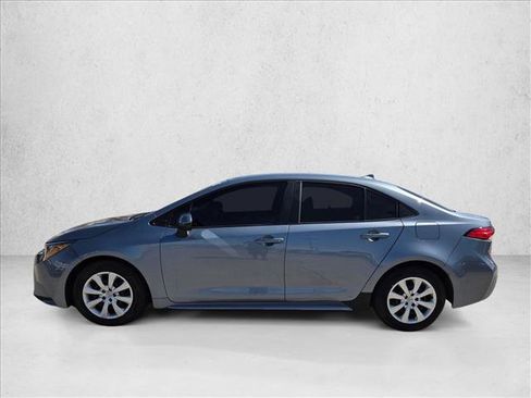 Used 2023 Toyota Corolla LE FWD image 9