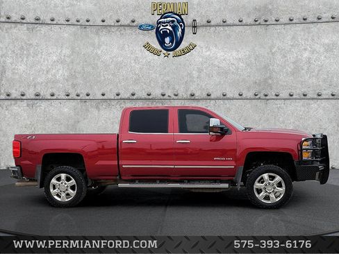 Used 2019 Chevrolet Silverado 2500 LTZ w/ Duramax Plus Package image 5