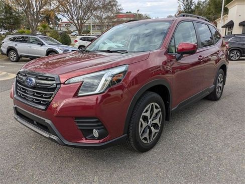 Certified 2023 Subaru Forester Premium image 6