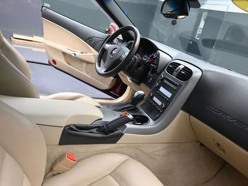 Used 2007 Chevrolet Corvette Coupe w/ Preferred Equipment Group RWD image 32