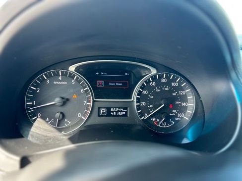 Used 2013 Nissan Altima 2.5 S FWD image 13