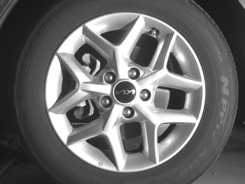 Used 2025 Kia Soul LX w/ LX Technology Package image 12