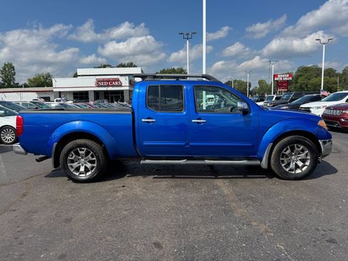 Used 2014 Nissan Frontier SV AWD/4WD image 6
