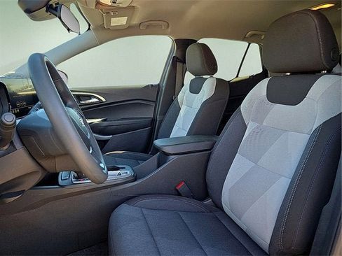 Certified 2025 Chevrolet Trax LS image 16