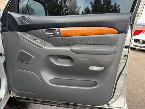 Used 2005 Lexus GX 470 image 27