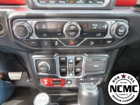 Used 2018 Jeep Wrangler Unlimited Rubicon image 28