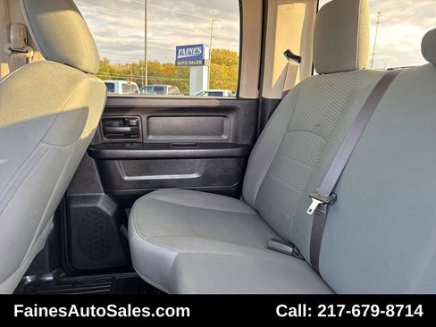 Used 2016 RAM 2500 Tradesman w/ Chrome Appearance Group image 44