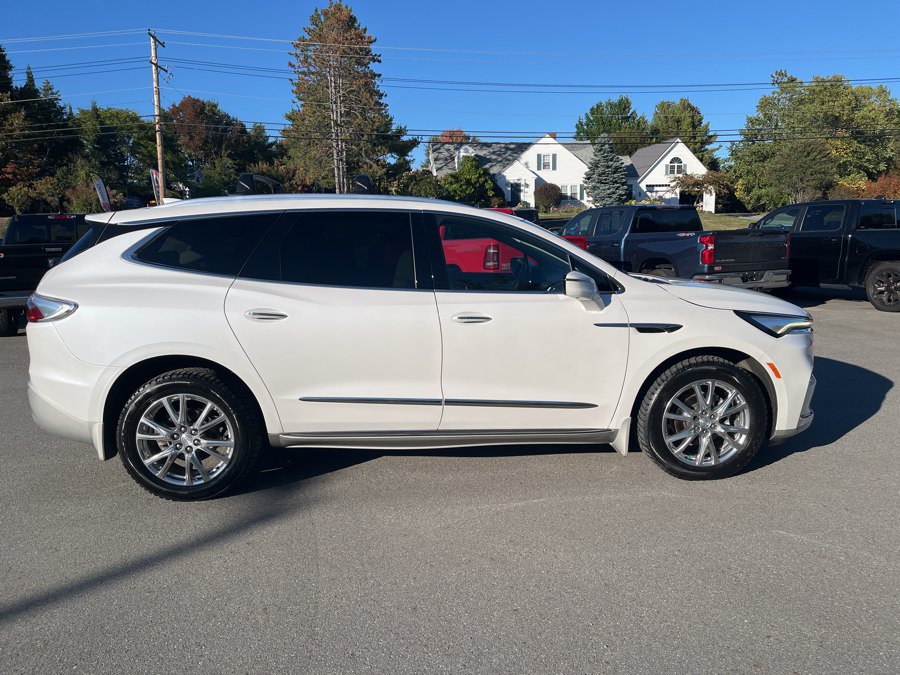 Used 2022 Buick Enclave Premium w/ Experience Buick Package AWD/4WD image 2