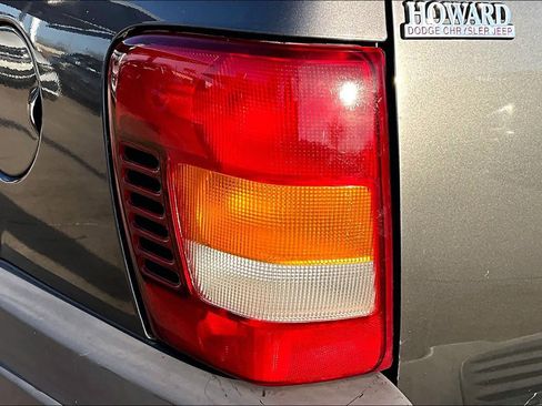 Used 2004 Jeep Grand Cherokee Laredo w/ Convenience Group image 28