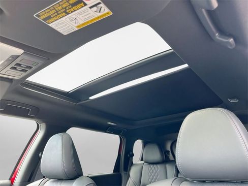 New 2025 Mitsubishi Outlander Base image 25