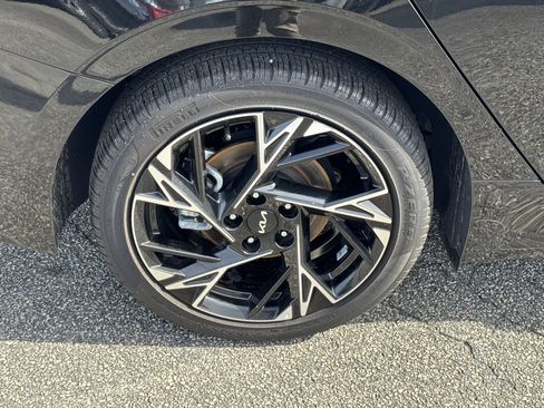 Certified 2025 Kia K5 GT-Line w/ GT-Line Premium Package image 17