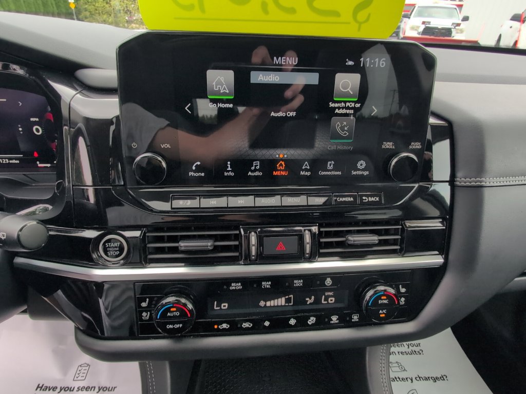 Used 2023 Nissan Pathfinder Platinum AWD/4WD image 21