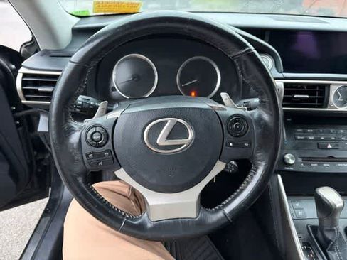Used 2016 Lexus IS 300 AWD w/ Premium Package image 19