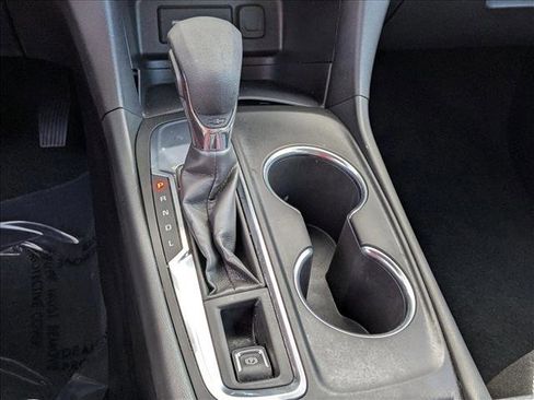 Used 2024 Chevrolet Equinox LS FWD image 12