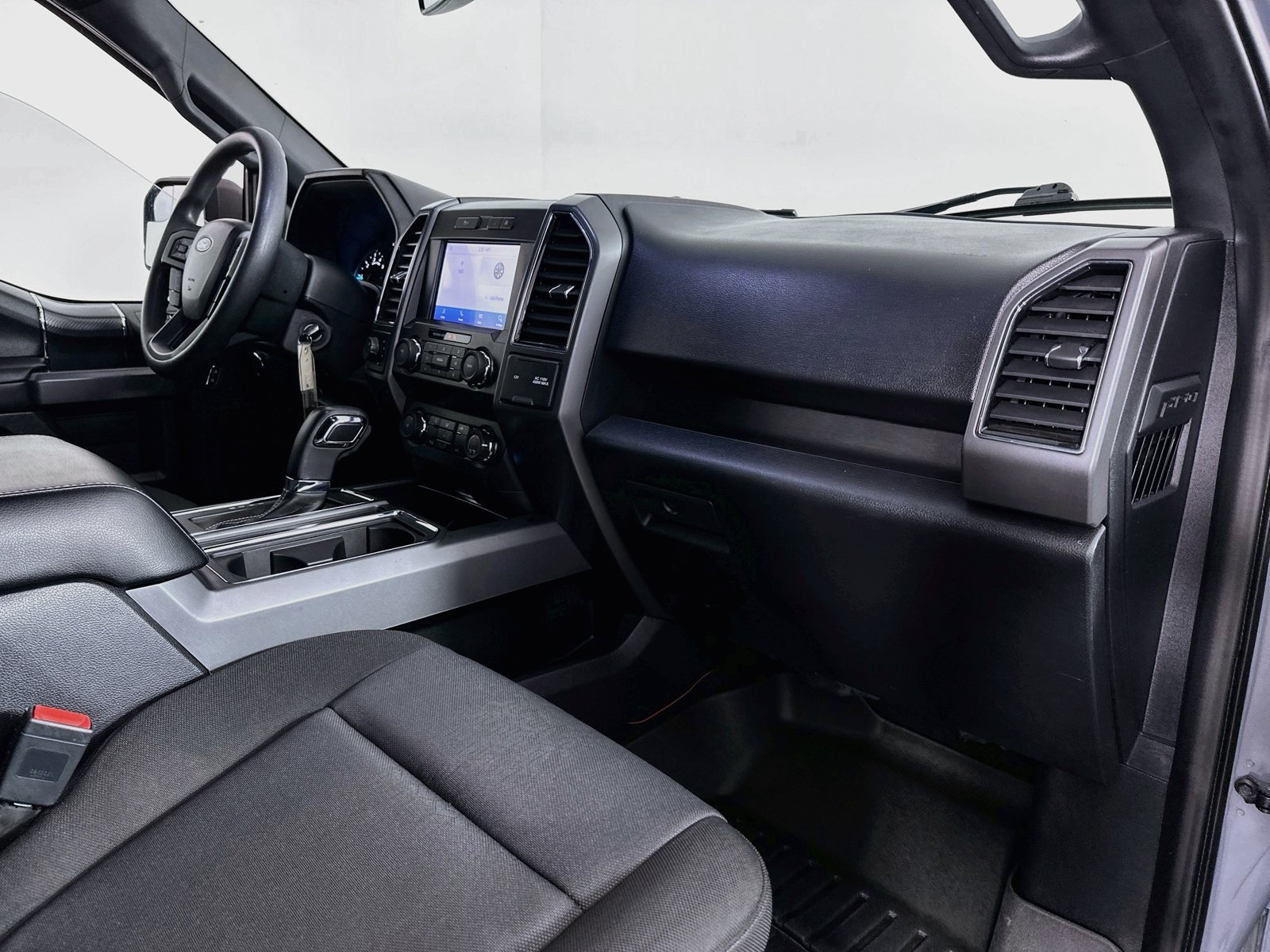 Used 2020 Ford F150 XLT w/ Equipment Group 301A Mid AWD/4WD image 27