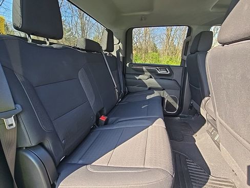 Used 2025 Chevrolet Silverado 2500 LT w/ Convenience Package image 20