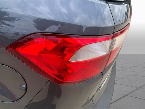 Used 2021 Ford EcoSport SE w/ SE Convenience Package FWD image 28