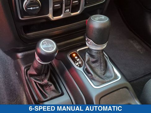 Used 2023 Jeep Wrangler Unlimited Sport AWD/4WD image 13