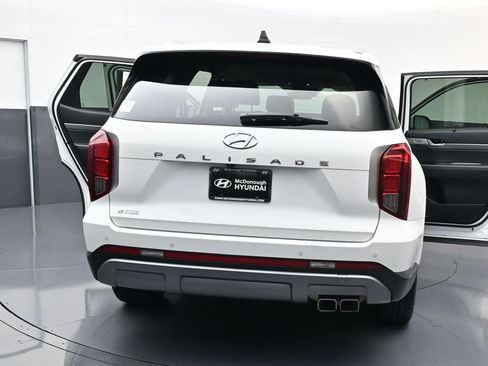 Used 2024 Hyundai Palisade SEL FWD image 31