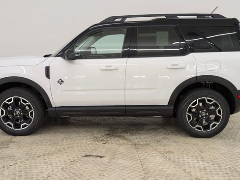 New 2025 Ford Bronco Sport Outer Banks image 2