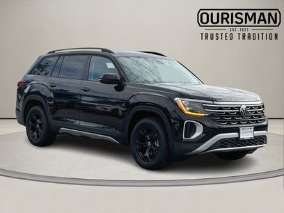 New 2025 Volkswagen Atlas Peak Edition SE