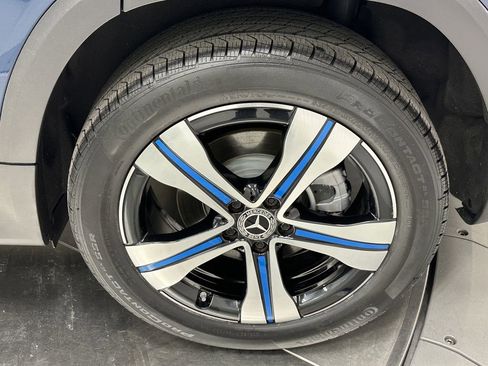 Certified 2023 Mercedes-Benz EQB 300 4MATIC image 21