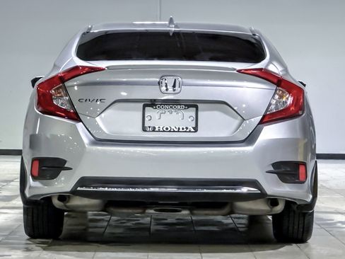 Used 2020 Honda Civic EX image 9
