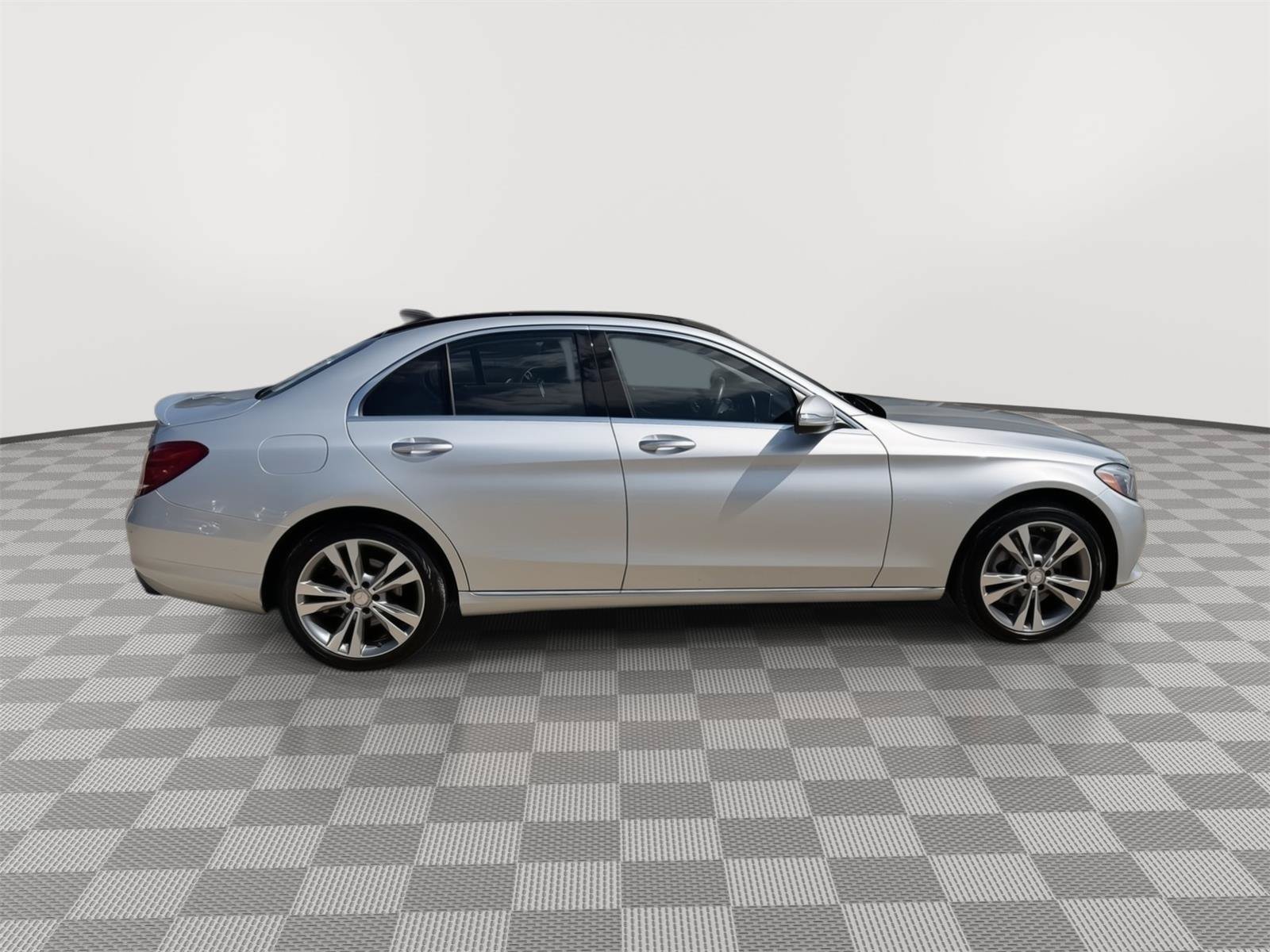 Used 2015 Mercedes-Benz C 300 4MATIC Sedan image 6