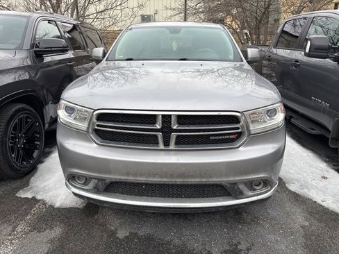 Used 2019 Dodge Durango SXT image 2