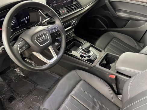 Used 2023 Audi Q5 2.0T Premium Plus w/ Premium Plus Package image 9