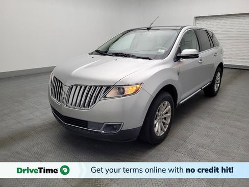 Used 2013 Lincoln MKX image 1