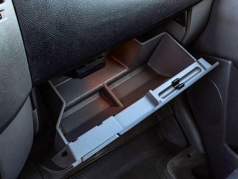 Used 2017 Mercedes-Benz Sprinter 144 Cargo image 16